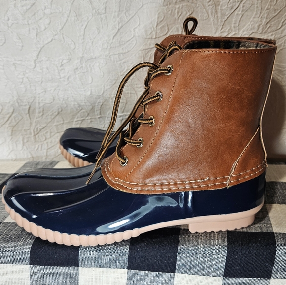 Twisted Shoes Becca 04 Lace-Up Duck Boots Navy - Picture 4 of 9